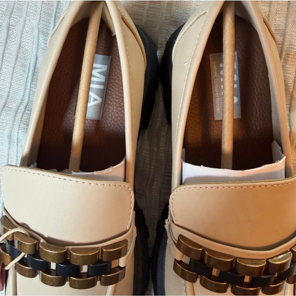 MIA Gabina Loafer Shoe, Size
7.5M NWOB - Picture 5 of 7